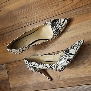 Nine west point toe heels
